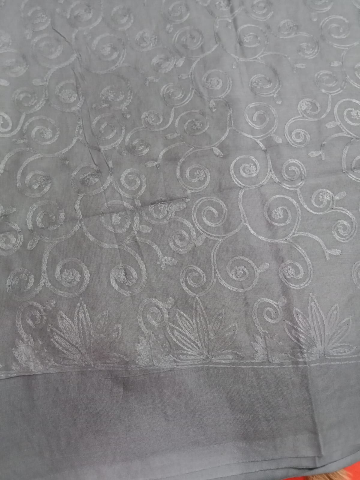 সুতির ওরনা এমব্রয়ডারি